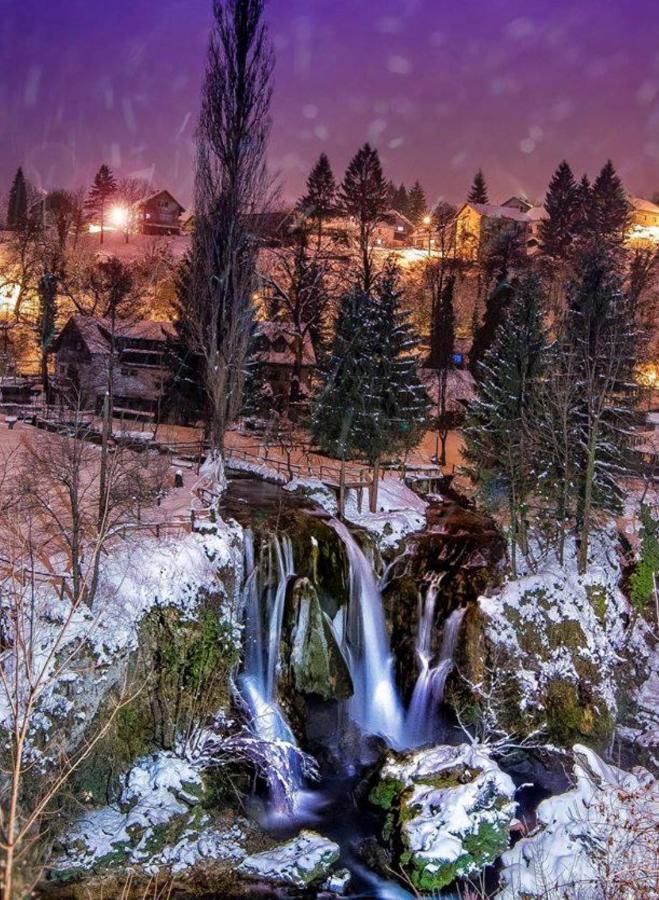 Apartman Drenovac Slunj Buitenkant foto