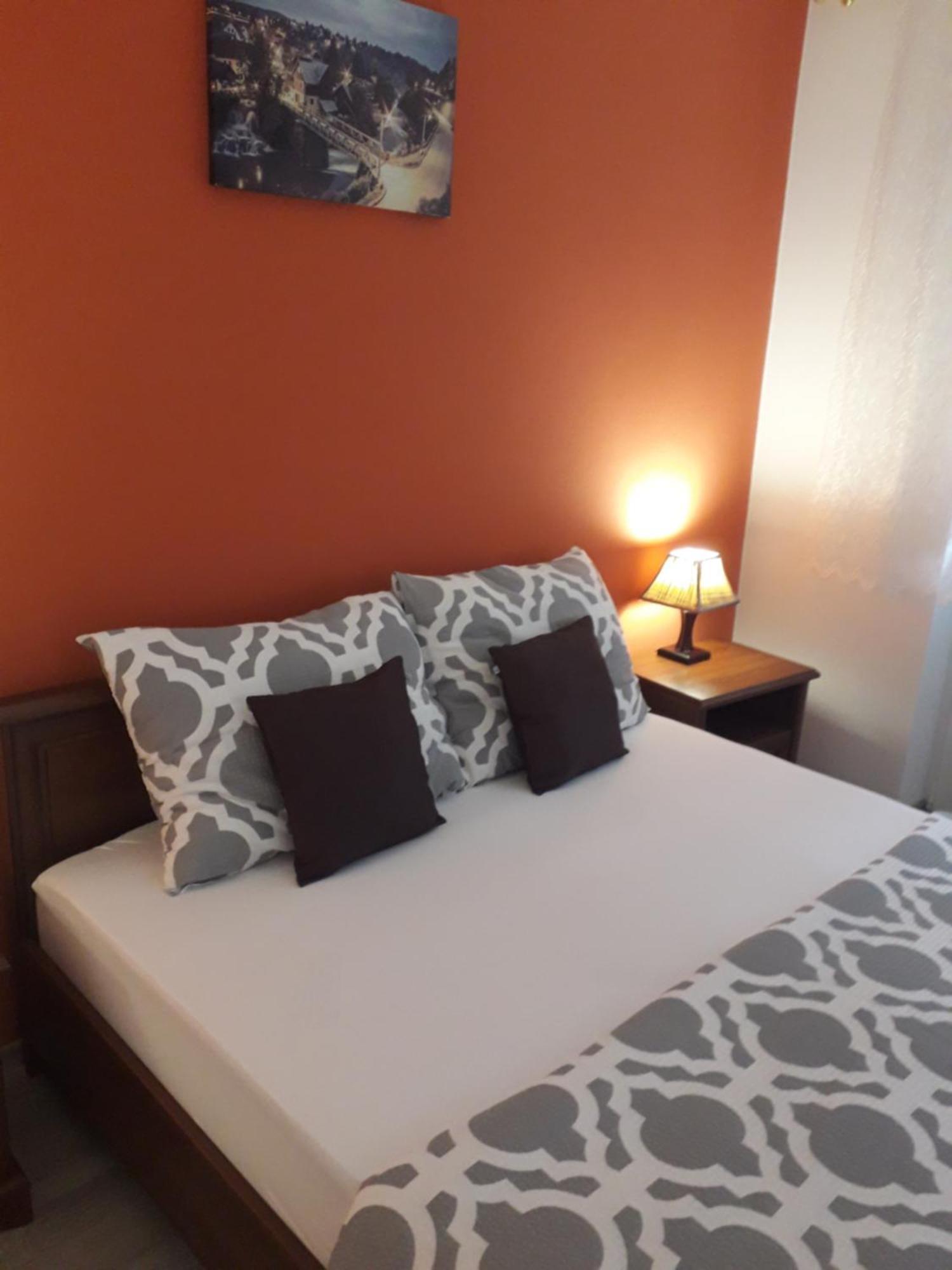 Apartman Drenovac Slunj Buitenkant foto