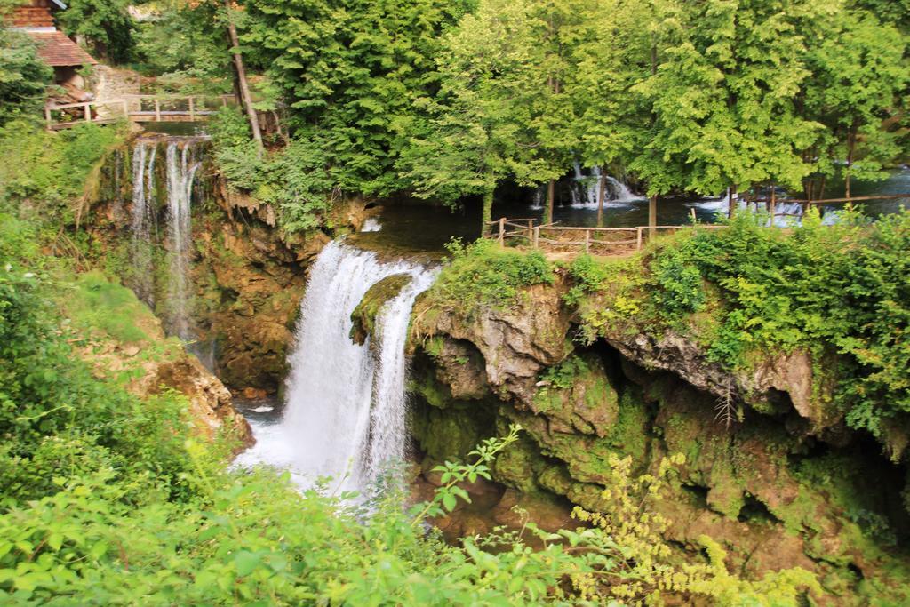 Apartman Drenovac Slunj Buitenkant foto