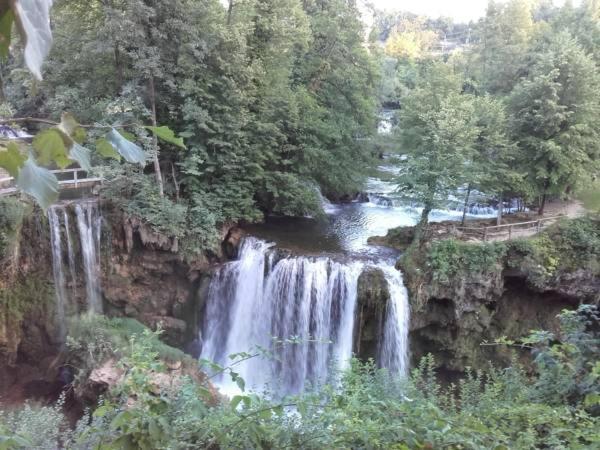 Apartman Drenovac Slunj Buitenkant foto