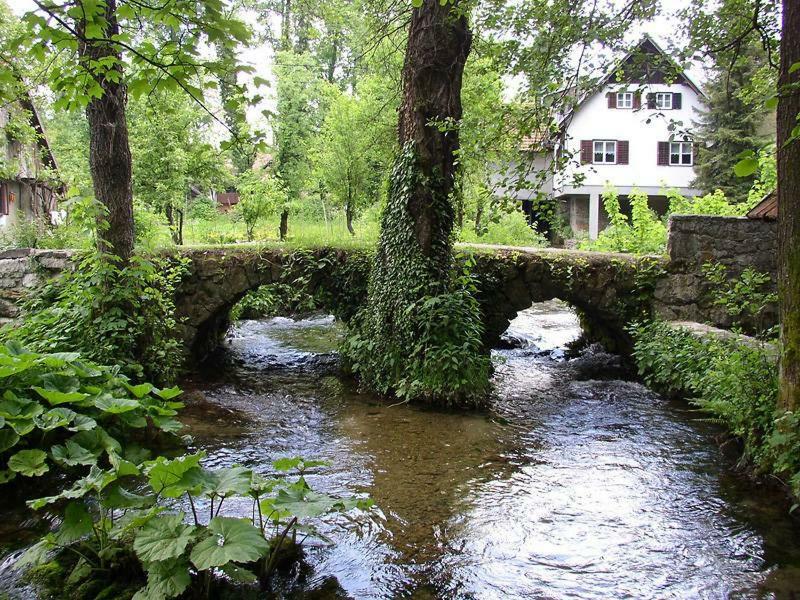 Apartman Drenovac Slunj Buitenkant foto